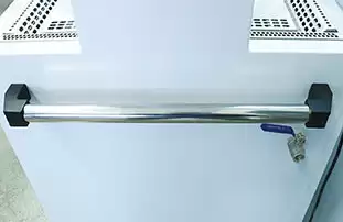 Easy to move: The Fuma caster design and the right side handle design Easy to move: The Fuma caster design and the right side handle design, easy to move the cabinet Animal Cage Changing Station