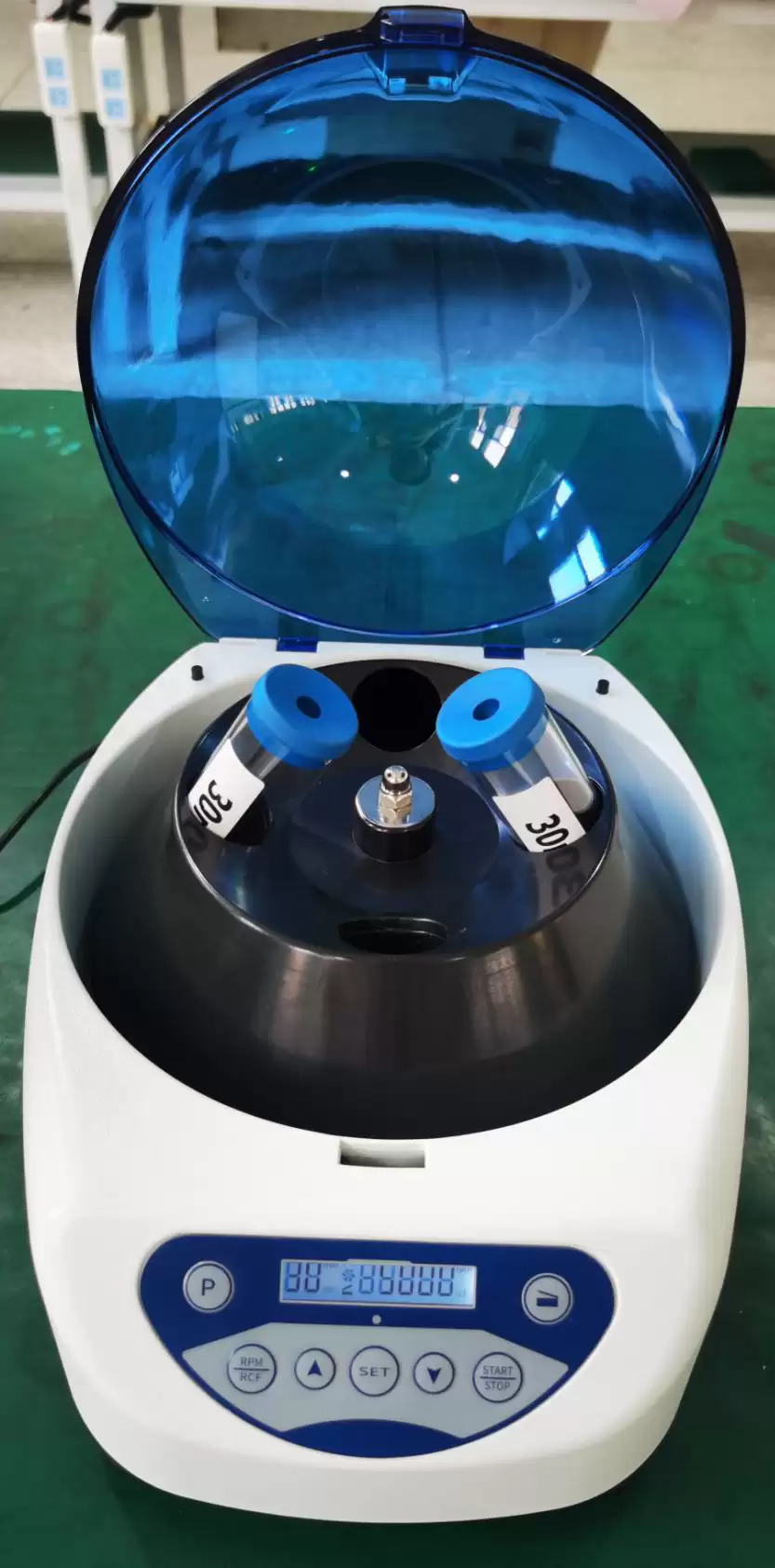 Laboratory Low Speed Centrifuge 5000rpm 2635xg Laboratory Low Speed Centrifuge 5000rpm 2635xg